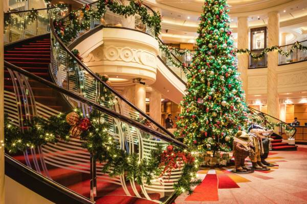 Christmas Queen Mary 2